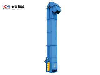 防撕裂的高強(qiáng)度鋼絲繩芯膠帶，輸送量可以達(dá)到686m3/h，提升高度可達(dá)100m